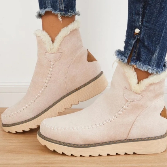 AVSTCFS Shoes - NWOT AVSTCFS cream faux suede with fur ankle bootlies boots - never been worn -